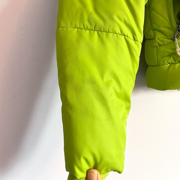 **SOLD** The North Face Green Puffer - Picture 7 of 8